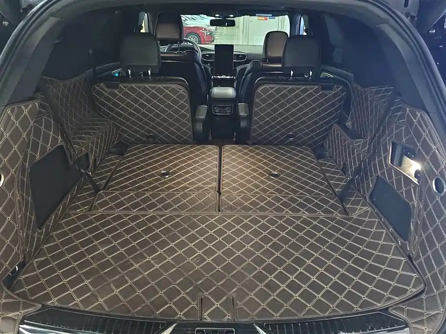 Explorer EcoBoost 285 4 WD Sport ST-LINE 6-seat