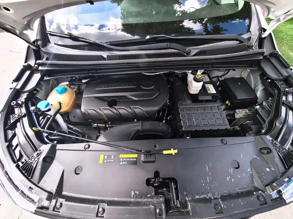 GAC Trumpchi M6 270 T DCT Luxury (7-seat)