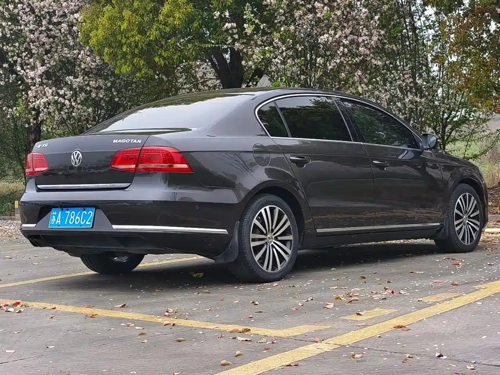 Magotan 3.0 FSI Flagship