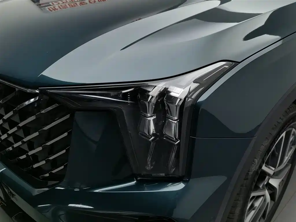 GAC Trumpchi GS8 Navigator Series 2.0 TGDI 2 WD Distinguished (7-seat)