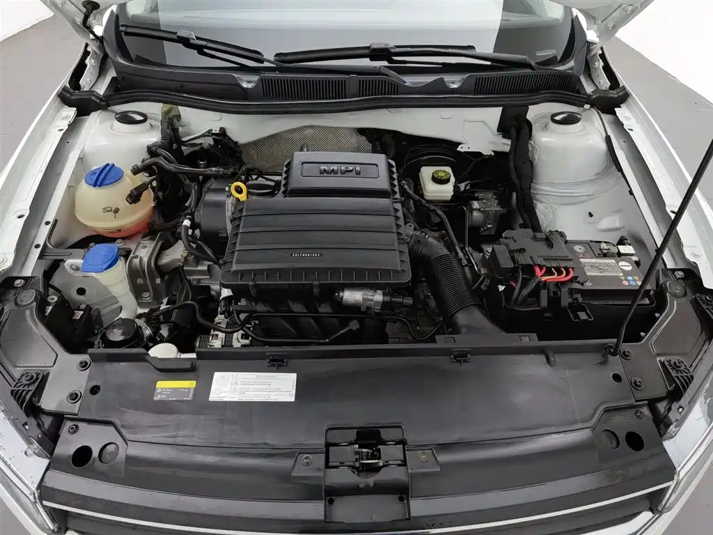 Bora Facelift Bora · Legend 1.5 L Auto Fashion CN-VI