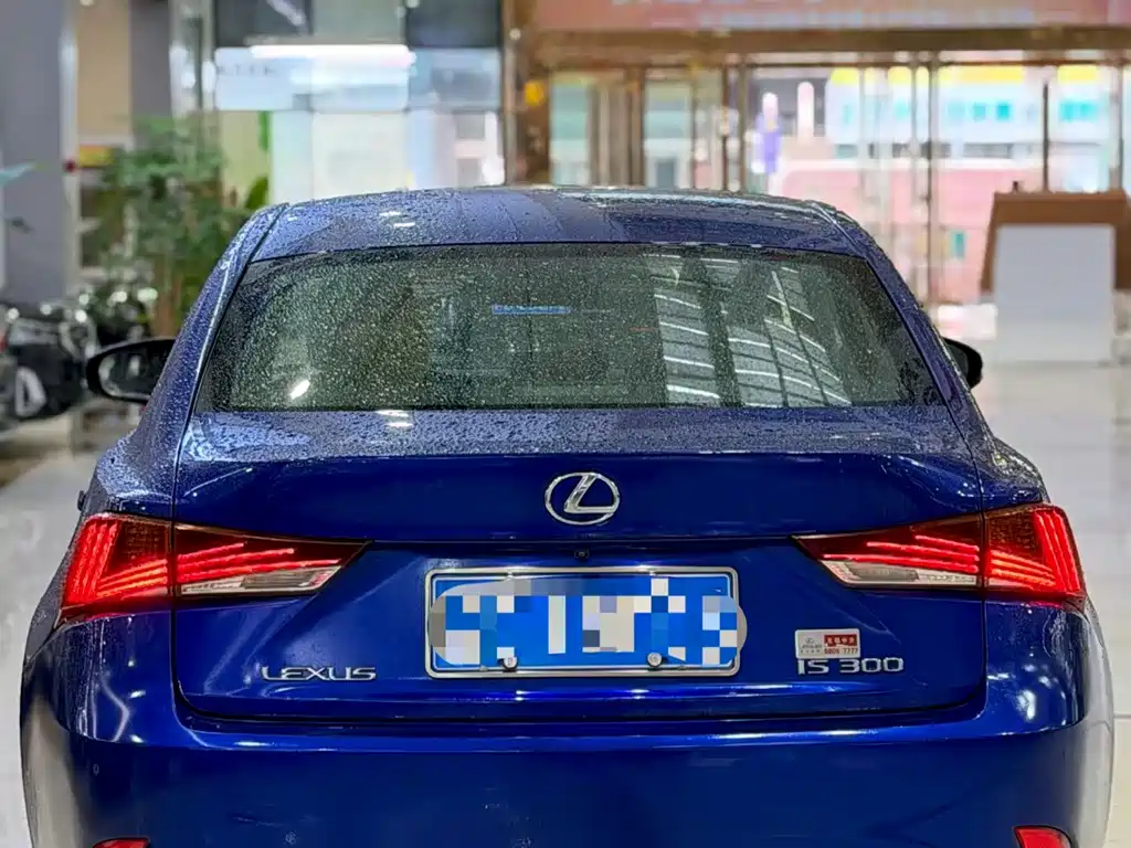 Lexus IS 300 F SPORT