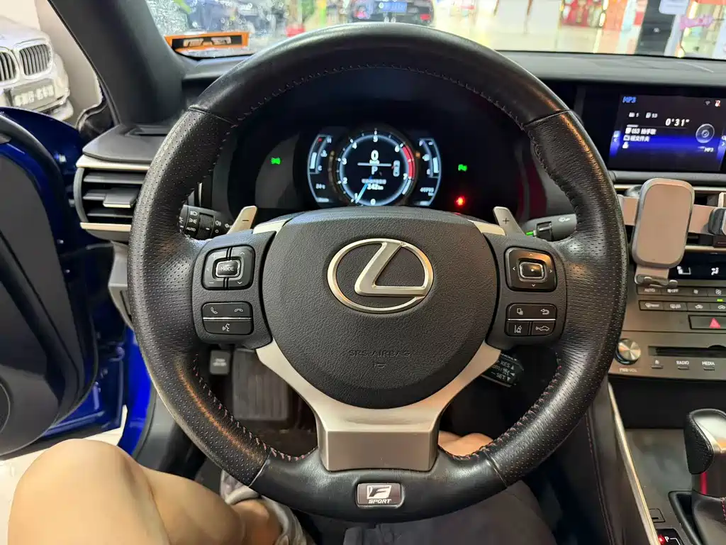 Lexus IS 300 F SPORT