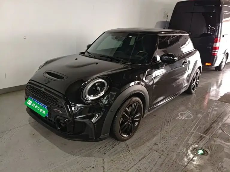 MINI 2.0 T COOPER S Black Label Special Edition