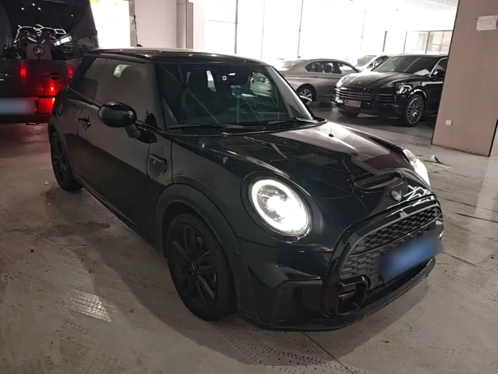 MINI 2.0 T COOPER S Black Label Special Edition