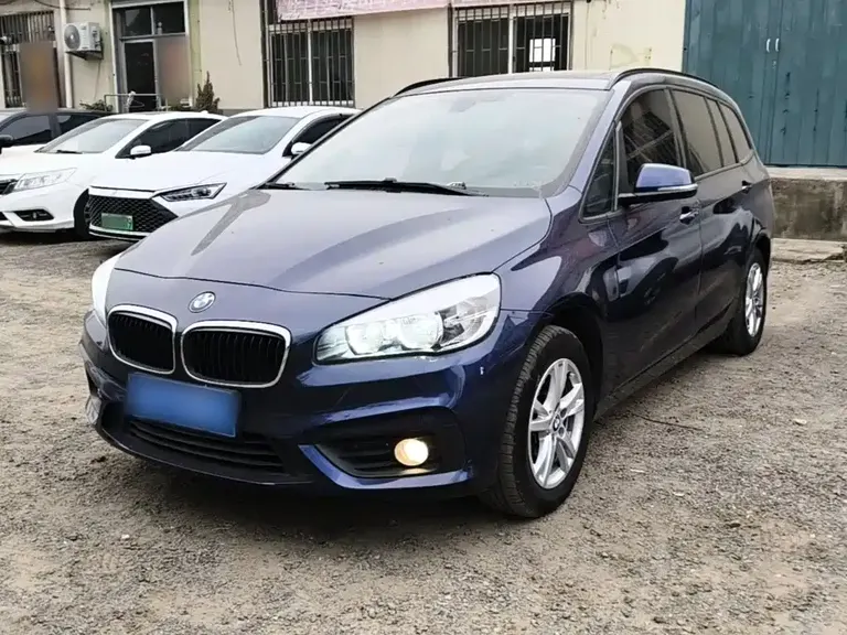 BMW 2 Series Active Tourer 218 i Leading