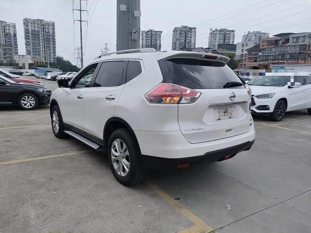 X-Trail 2.0 L CVT Comfort 2 WD