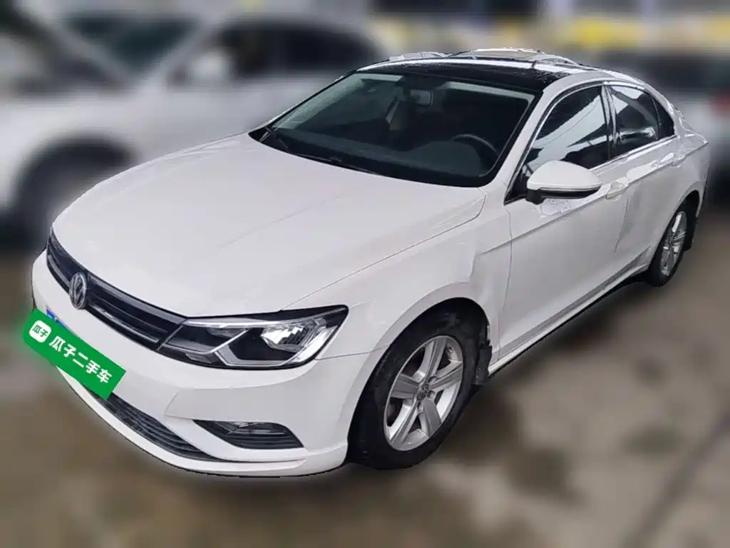 Lamando 230 TSI Manual Style