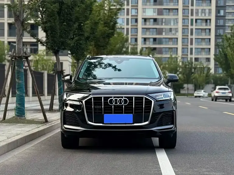 Audi Q7 55 TFSI quattro S line Sport