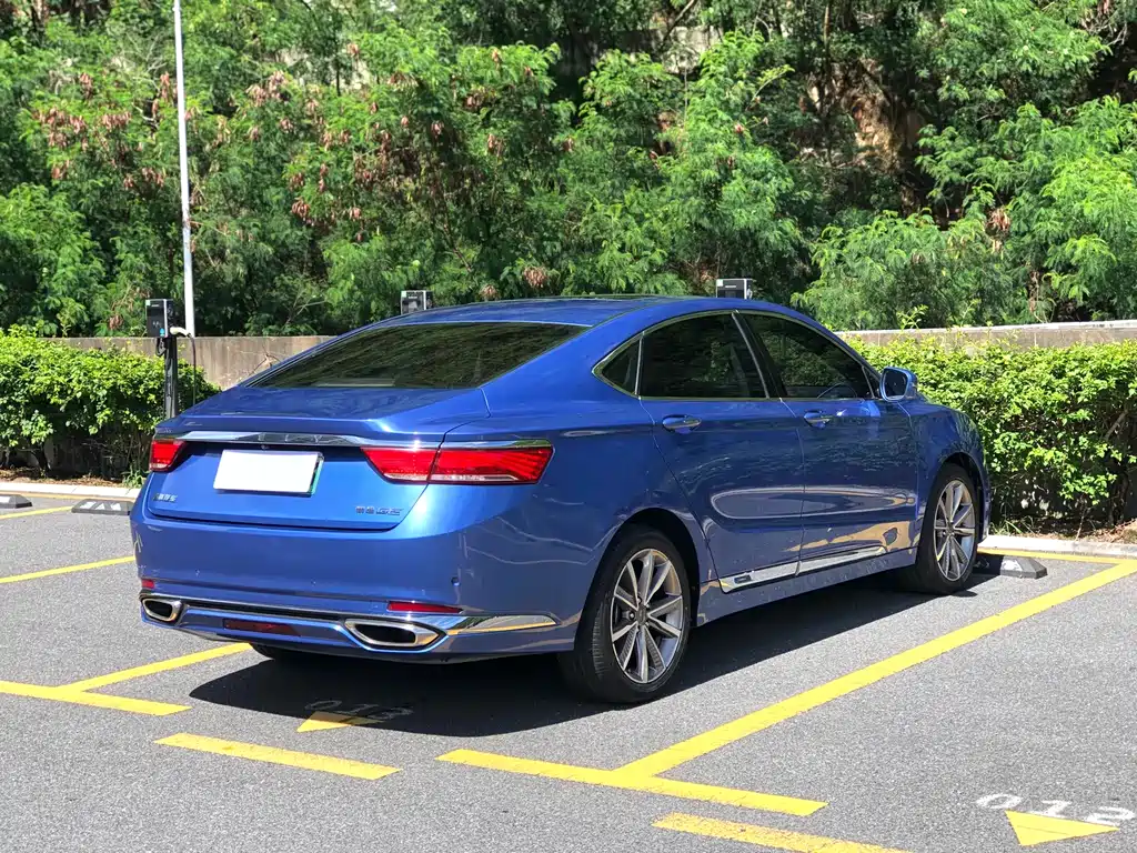 Borui NEV 博瑞新能源 2018款 1.5 T PHEV 耀领版
