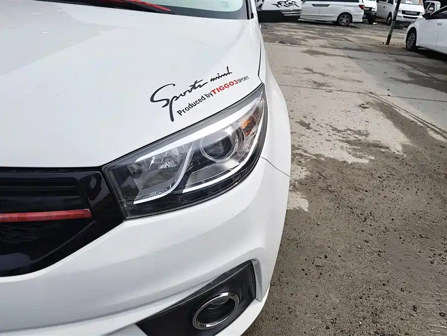 Tiggo 3 1.6 L CVT Style