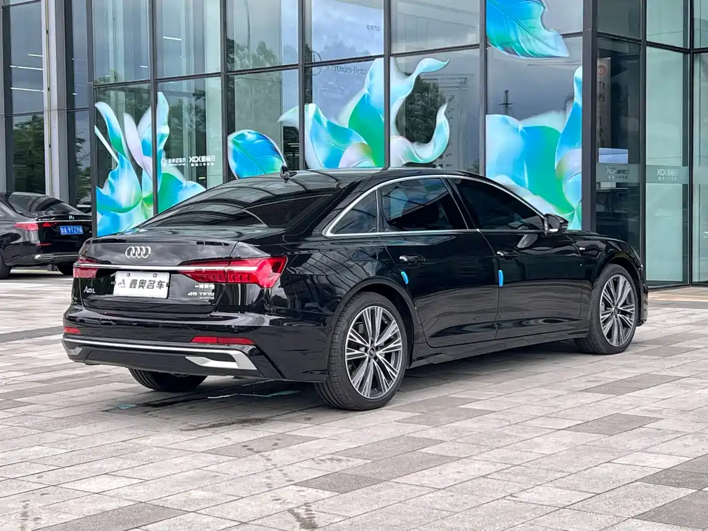 Audi A6 L 45 TFSI quattro Select Dynamic