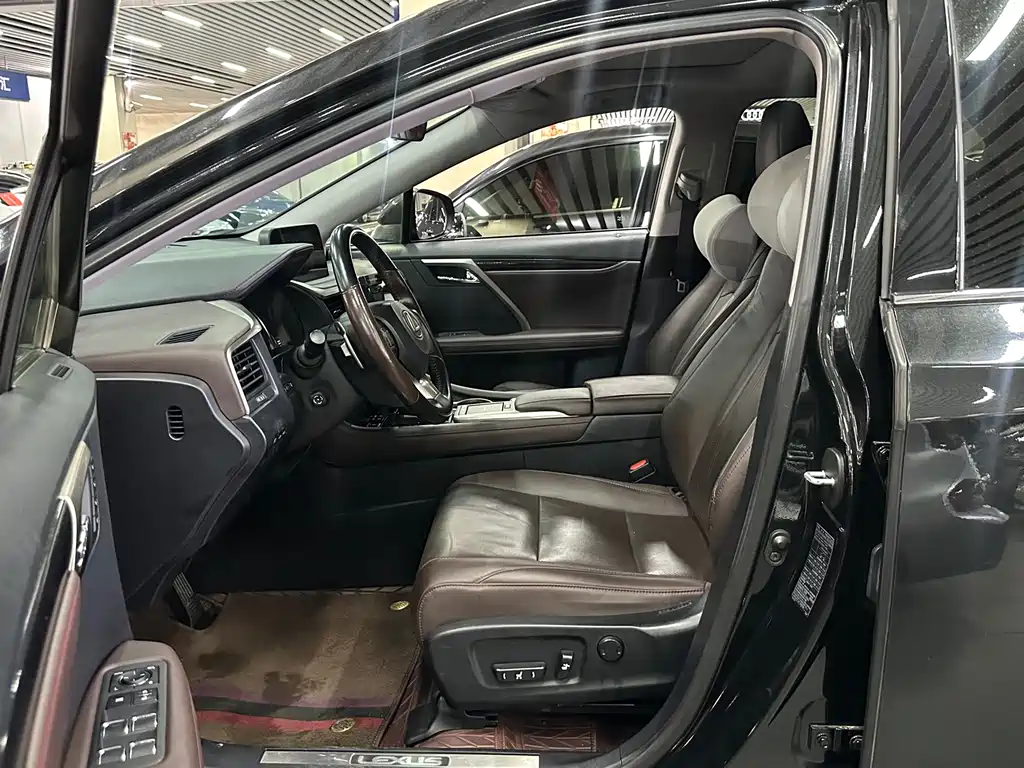 Lexus RX 300 4 WD Elegant CN-VI