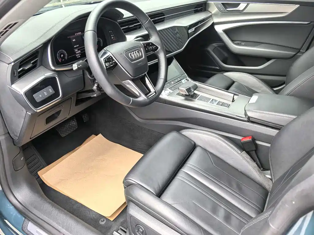 Audi A7 45 TFSI Select