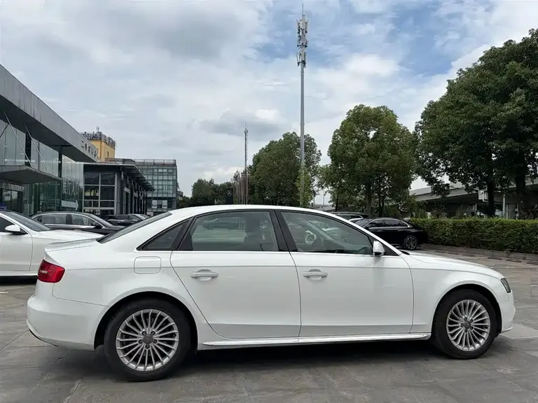 Audi A4 L 35 TFSI Collector Auto Standard