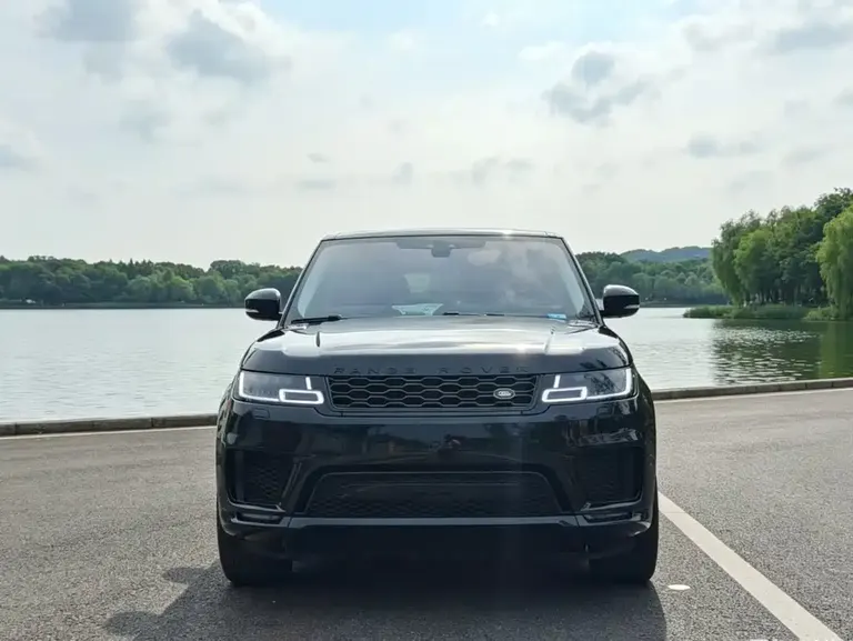 Land Rover Range Rover Sport 3.0 SC V6 SE