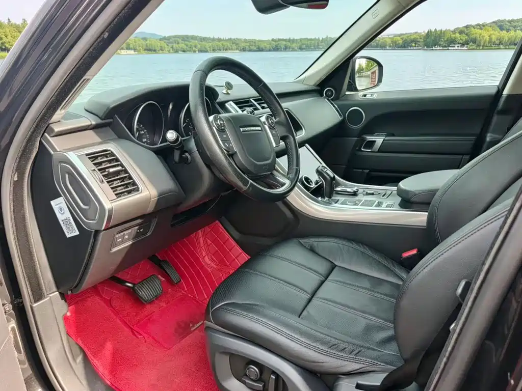 Range Rover Sport 3.0 SC V6 SE