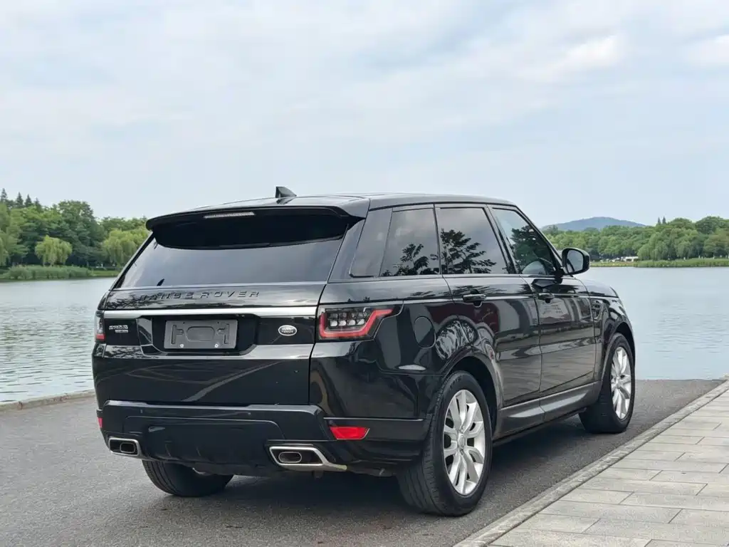 Range Rover Sport 3.0 SC V6 SE