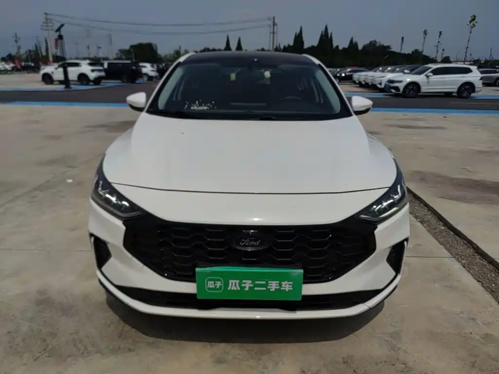 Focus Hatchback EcoBoost 180 Auto Racing