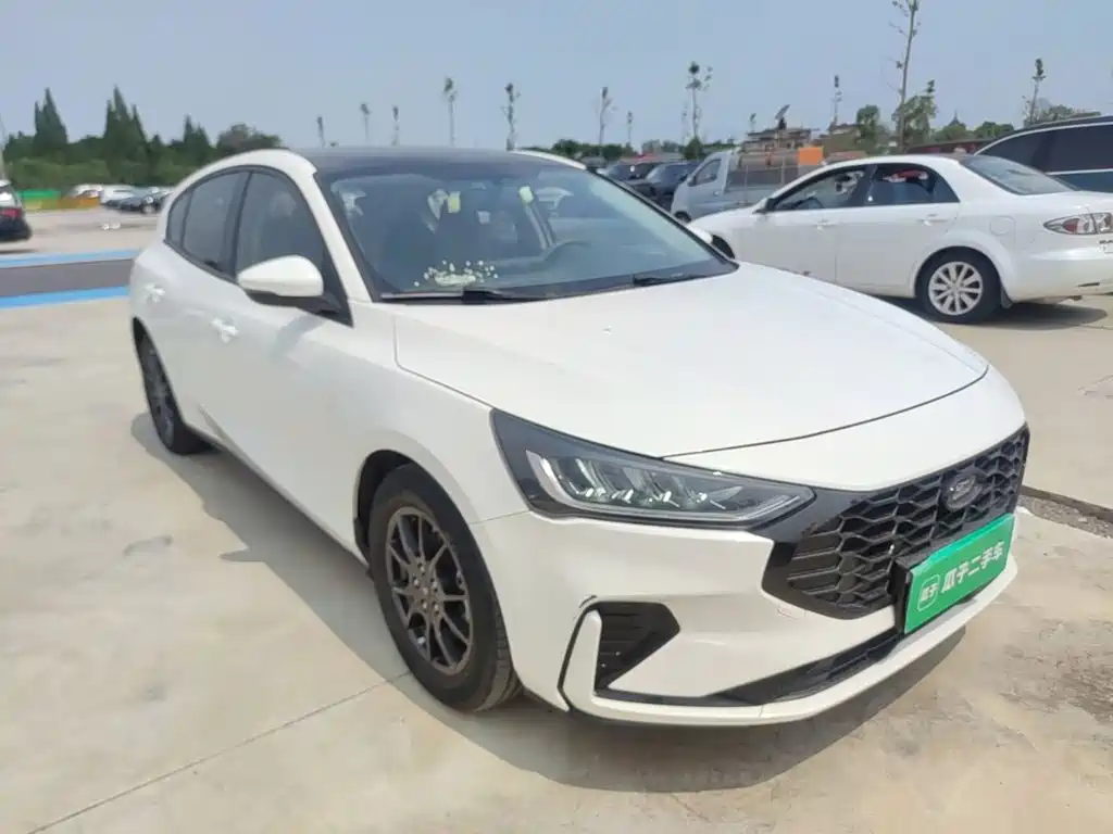 Focus Hatchback EcoBoost 180 Auto Racing