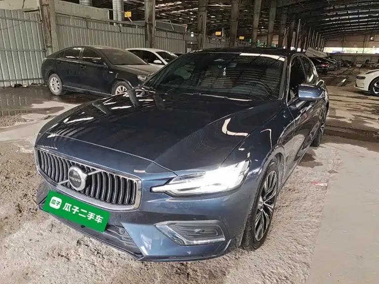 Volvo S60 B4 Smart Vision Luxury