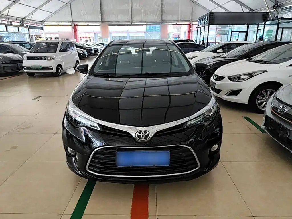 Levin 1.6 G CVT Elite