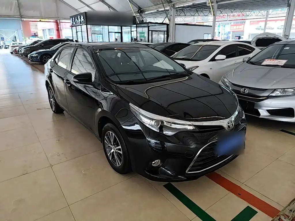 Levin 1.6 G CVT Elite
