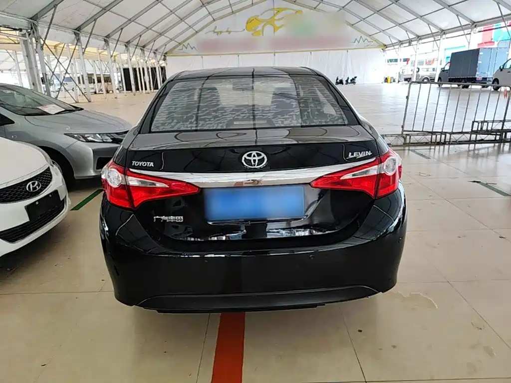Levin 1.6 G CVT Elite