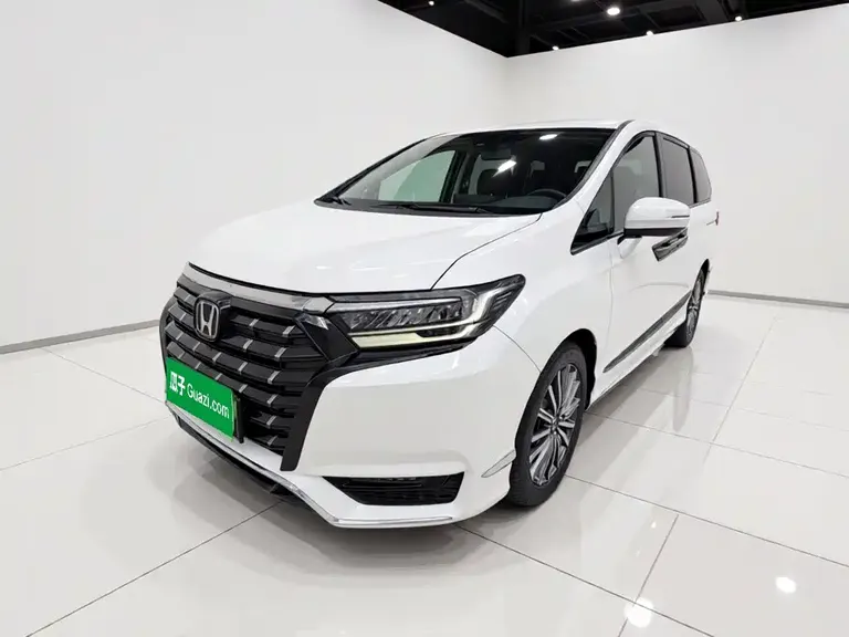 Honda Elysion 2.0 L e:HEV Luxury Early Enjoyment