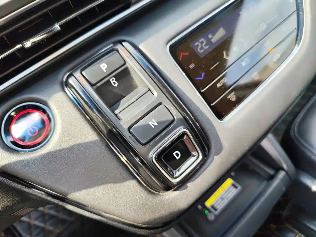 Elysion 2.0 L e:HEV Luxury Early Enjoyment