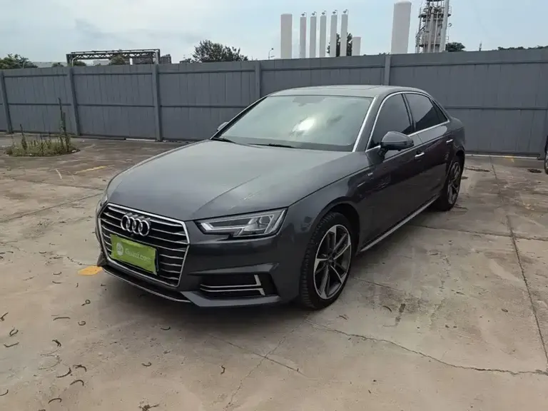 Audi A4 L 40 TFSI Progressive CN-VI