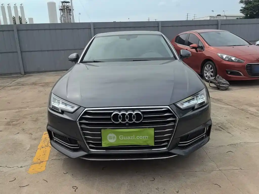 Audi A4 L 40 TFSI Progressive CN-VI