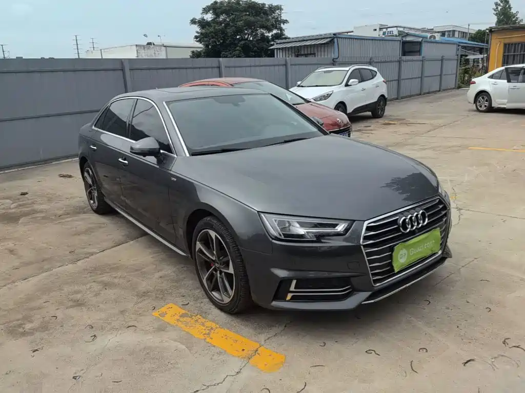 Audi A4 L 40 TFSI Progressive CN-VI