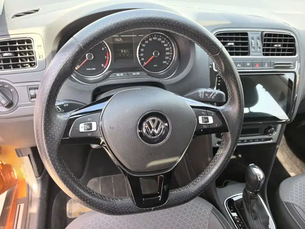 Polo 1.6 L Cross Polo Auto