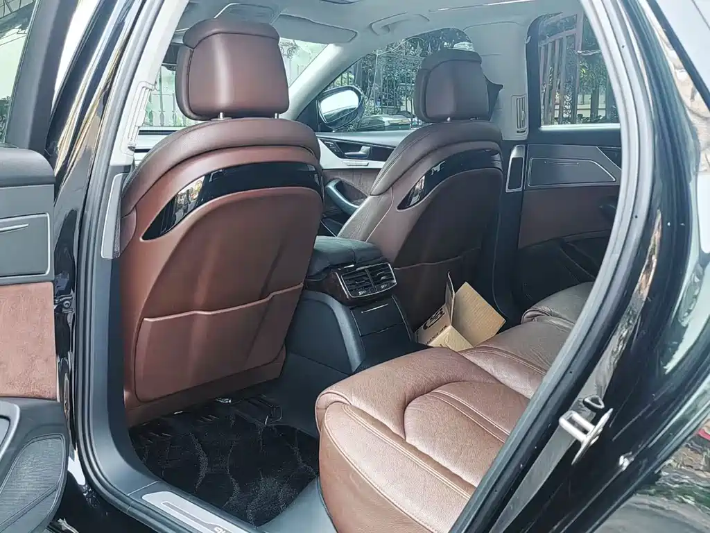 Audi A8 A8 L 45 TFSI quattro Comfort