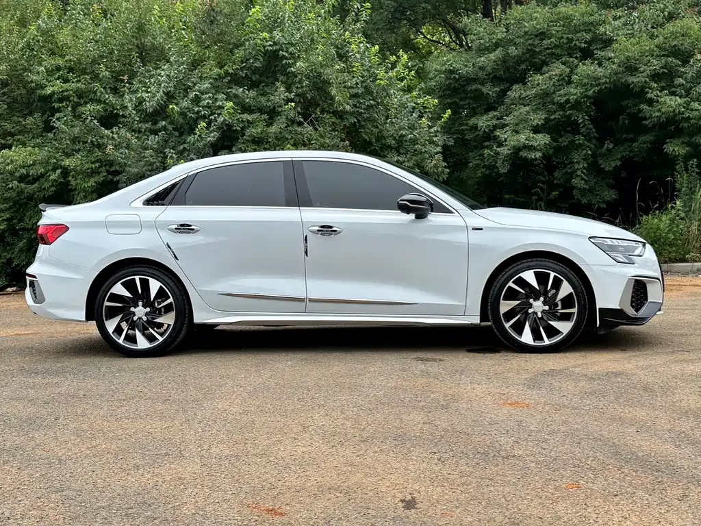 Audi A3 A3 L Limousine 35 TFSI RS Speed Kit