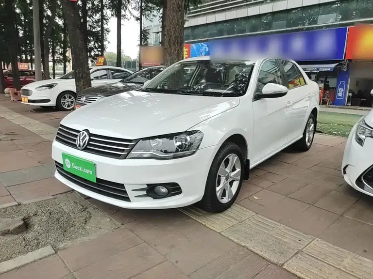 Volkswagen Bora 1.6 L Manual Comfort