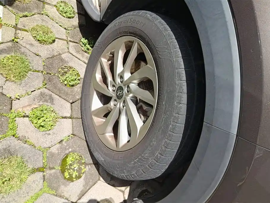 Tucson 1.6 T DCT 2 WD Intelligent