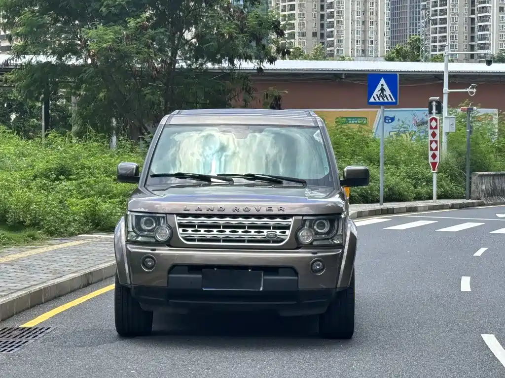 Discovery 3.0 SDV6 HSE Diesel