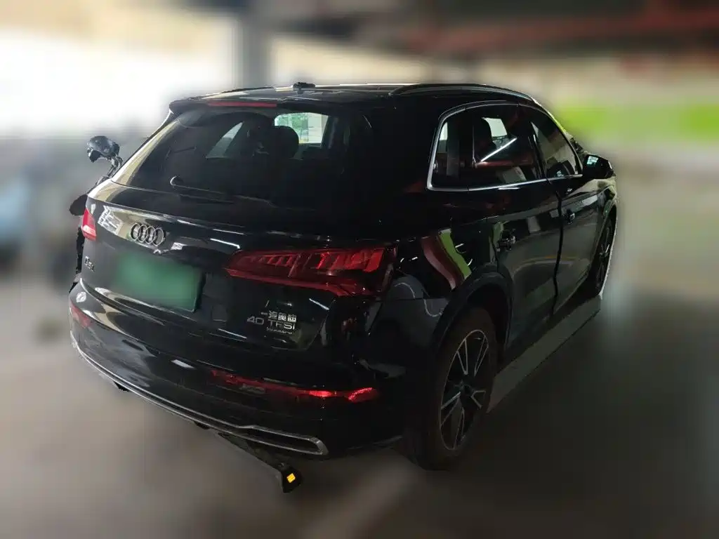 Audi Q5 L 40 TFSI Honor Enjoyment Fashion CN-V