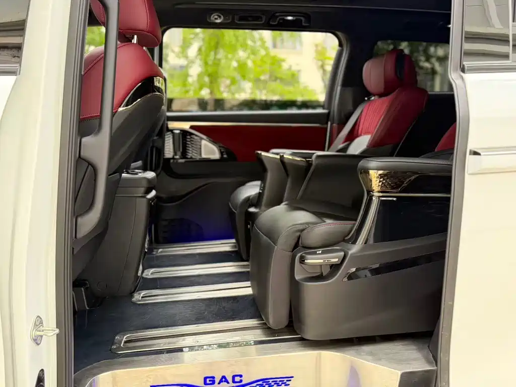 GAC Trumpchi M8 Grandmaster Series 400 T Supreme