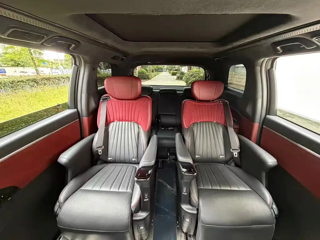 GAC Trumpchi M8 Grandmaster Series 400 T Supreme