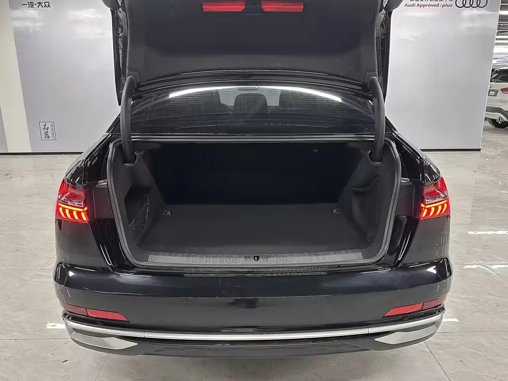 Audi A6 L 45 TFSI Select Dynamic