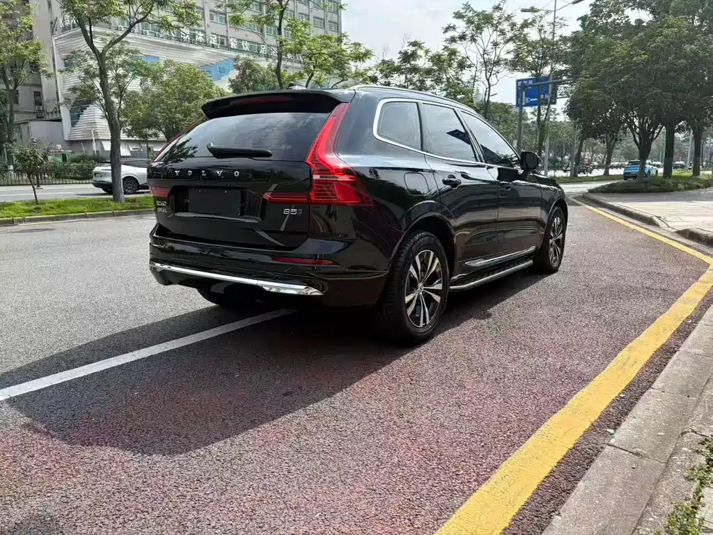Volvo XC60 B5 4 WD Smart Vision Luxury