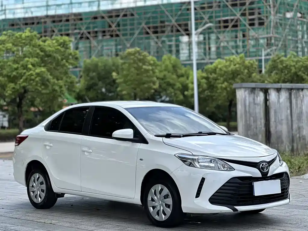 Vios 1.5 L CVT Creation