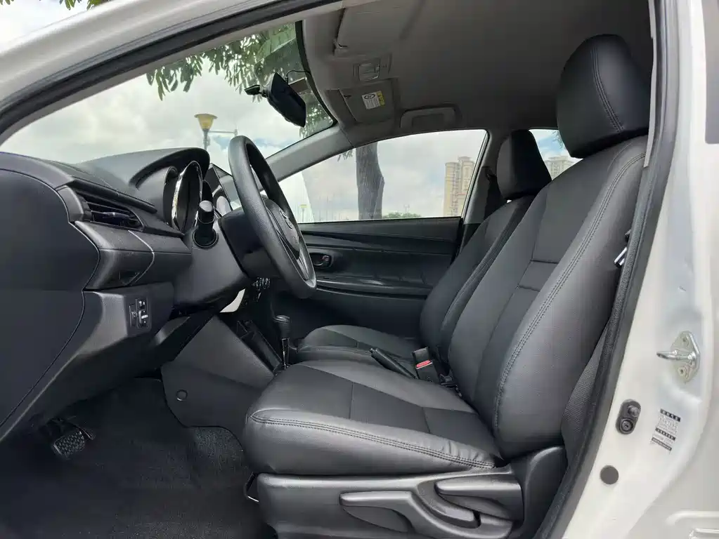 Vios 1.5 L CVT Creation