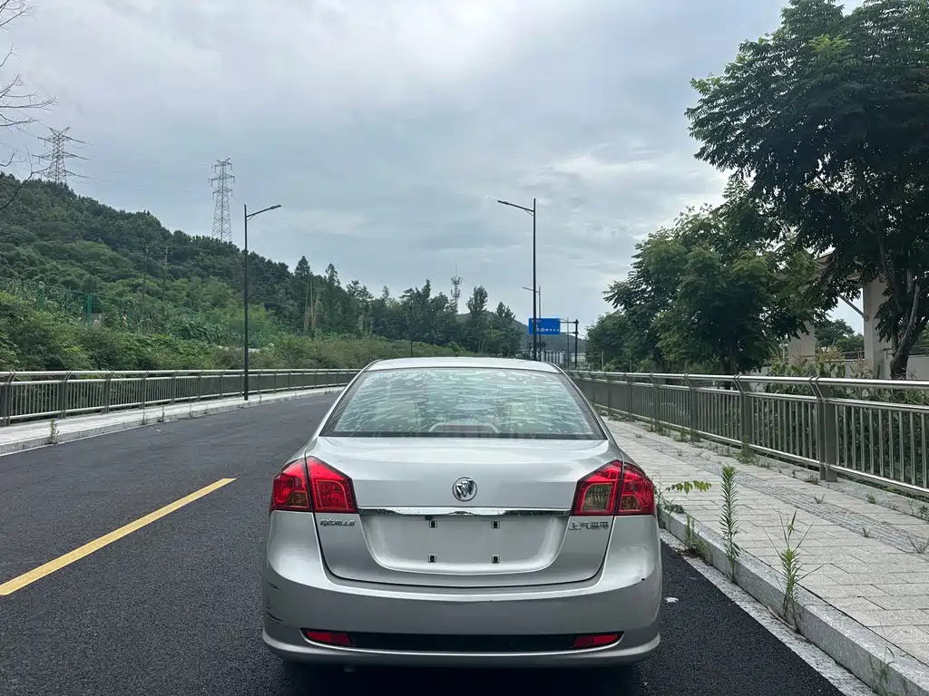 Excelle 1.5 L Auto Classic
