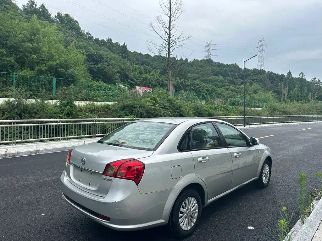 Excelle 1.5 L Auto Classic