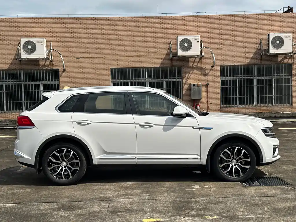 Damai X7 1.8 T DCT Luxury