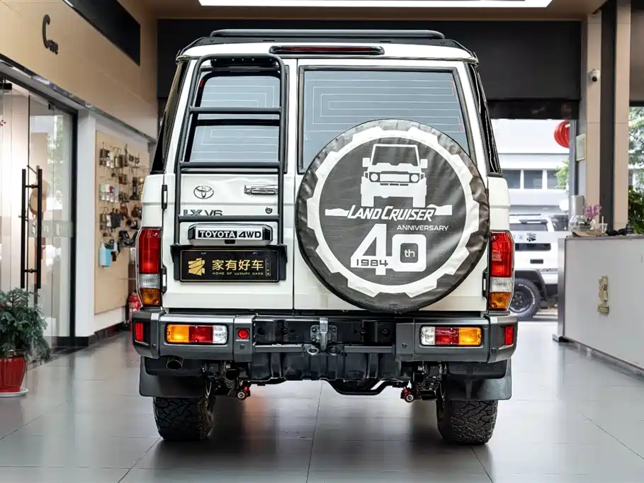 Land Cruiser (Import) 4.0 L Auto